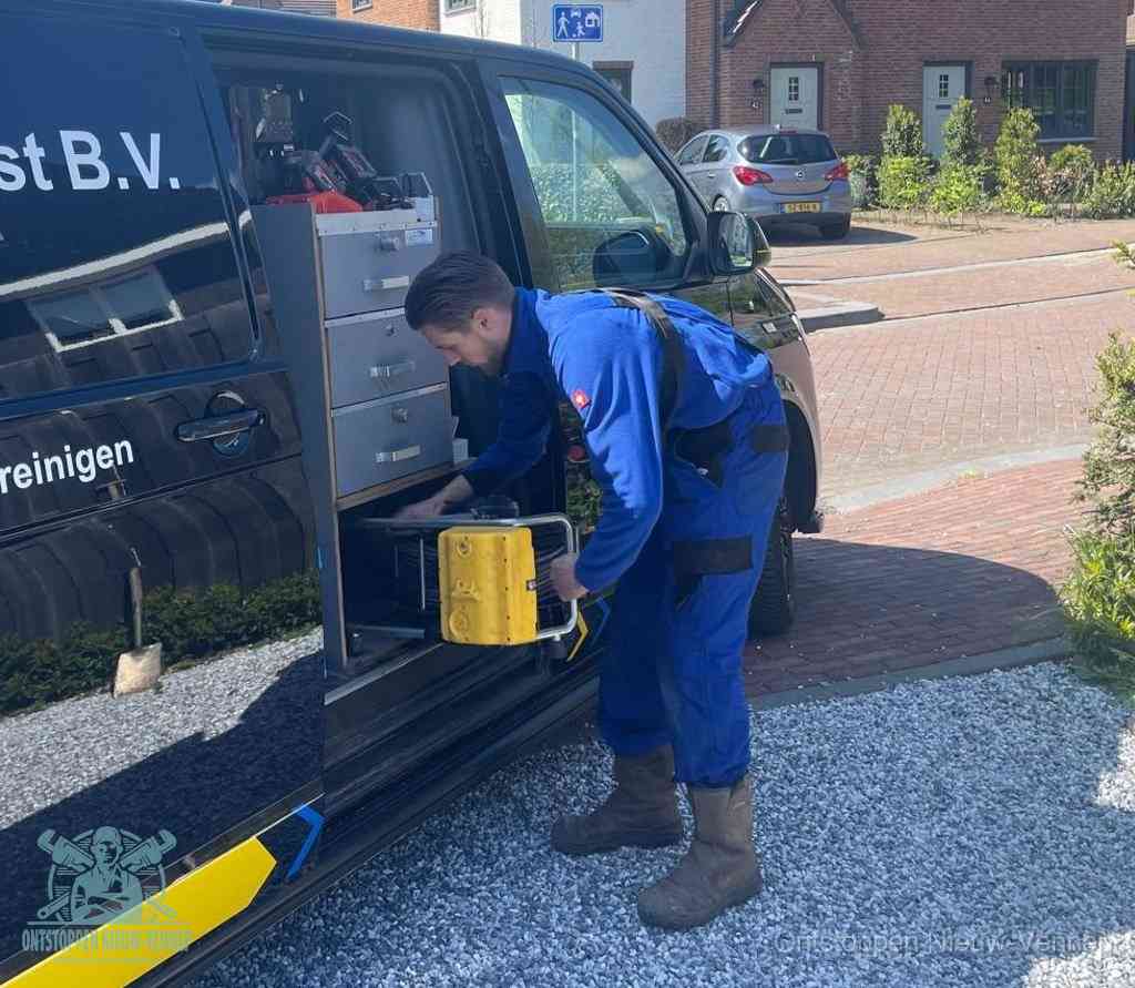 Bespaartips riool ontstoppen in Nieuw-Vennep